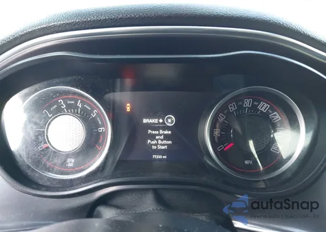 2016 Dodge Challenger Sxt z USA, uszkodzony, nr VIN 2C3CDZAG9GH344678